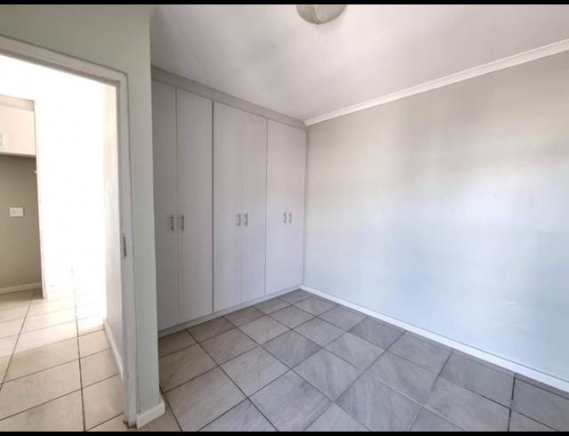 1 BEDROOM PROPERTY TO RENT IN KLEIN DRAKENSTEIN